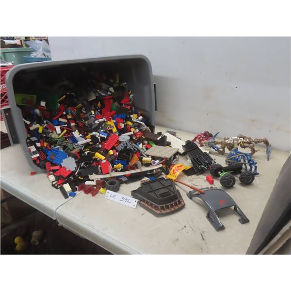 68L Tote Full of Lego