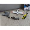 Image 4 : Die-Cast Monster Trucks, Hot Wheels in Packages, Airplanes and More