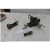 Image 1 : Yankee 2.5-Inch Machinist Vise and Drill Chuck