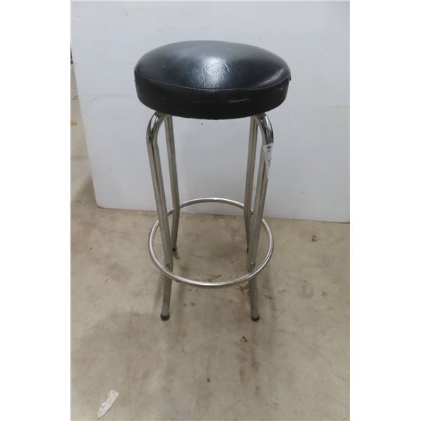 Workshop Stool, 31 Inches High