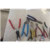 Image 9 : 1/4" Socket Set With Screwdrivers, Cutters, Pliers, Snips
