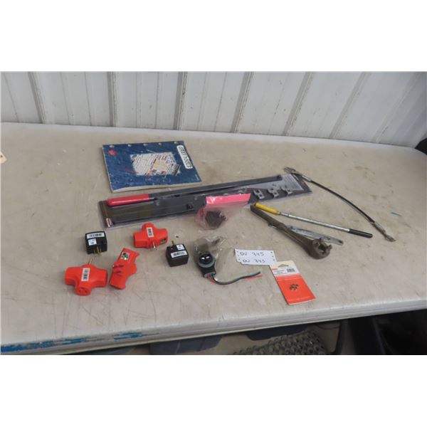 Belt Tool Set and Electrical Multi Plug