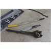 Image 4 : Belt Tool Set and Electrical Multi Plug