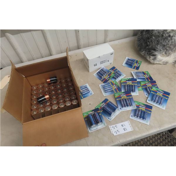 New Batteries 48 D Batteries And 24 Pack Of 4 Double A