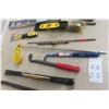 Image 4 : Wrecking Bar Pliers Level Hack Saw Plus