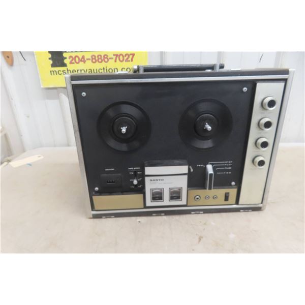 Sanyo Reel To Reel 4 Track Stereo Tape Recorder