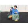 Image 1 : Royal Doulton Figurine Tuppence A Bag 1967 5 1/2" Tall