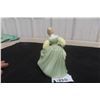 Image 5 : Royal Doulton Figurine Fair Maiden 1966 5 1/2" Tall