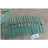 Image 6 : 12 Birks Stainless Knives