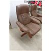 Image 7 : 2 Matching Leather/Leather Style Swivel Chairs