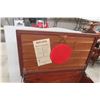 Image 5 : The Honderich Red Seal Modern Chest With Bottom Drawer 30" X 31" X 18 1/2"