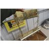 Image 3 : Brass and Glass Hanging Pendant Light Fixture