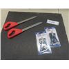 Image 1 : 2 Very Sharp Fiberglass Knives and 2 Eagle Claw Fishing Pliers