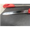 Image 4 : 2 Very Sharp Fiberglass Knives and 2 Eagle Claw Fishing Pliers