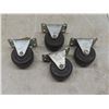 Image 3 : 2 Carpenter Aprons, Drill Bits, Vise Grips, 4 Casters And Plumbing Fittings