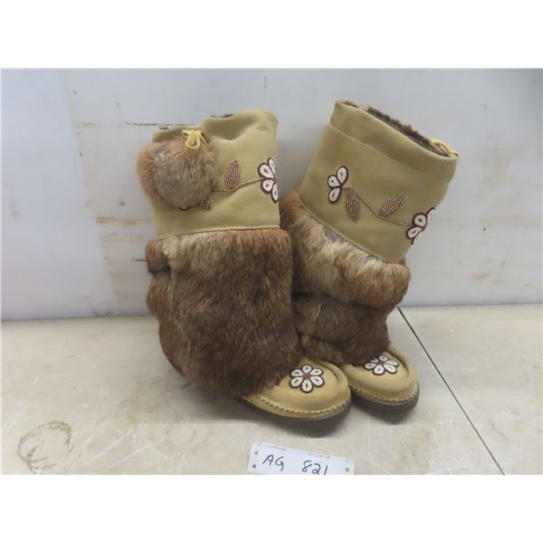 Womens Manitoba Mukluks Metis Collection Size 7