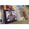 Image 6 : 36 Country Records