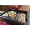 Image 9 : Old Records - Gold Tub Right Full