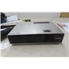 Image 2 : Hitachi CP-X251 LCD Projector