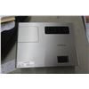 Image 3 : Hitachi CP-X251 LCD Projector