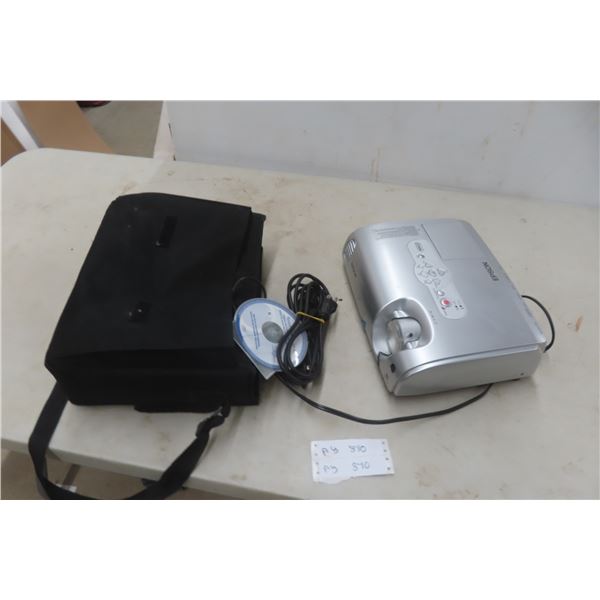 Epson LCD Multimedia Projector