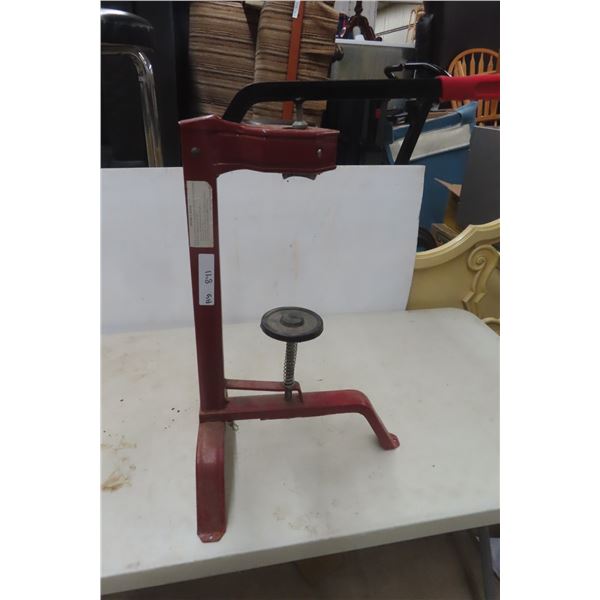 Wine Bottle Corking Machine
