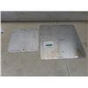 Image 2 : 2 Metal Signs: Sidewalk Closed 18" x 18" And Men 12" x 12"