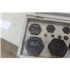Image 4 : Set Of Scale Weights In Fitted Wood Case