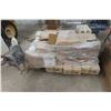 Image 1 : Pallet Lot Of Light Fixtures