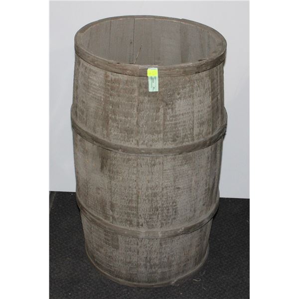 WOODEN BARRELL OUTDOOR PLANTER