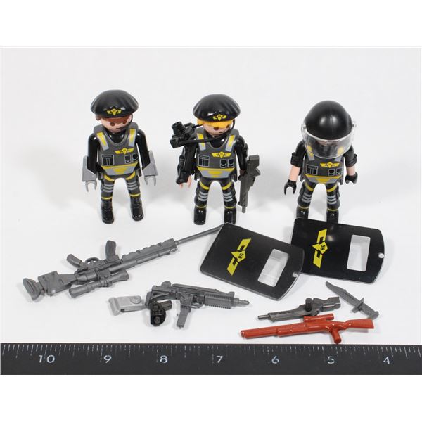 GROUPING OF PLAYMOBIL TACTICAL UNIT OFFICERS