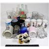 Image 1 : MIXED GLASSWARE LOT INCLUDING VINTAGE A & W MUGS,