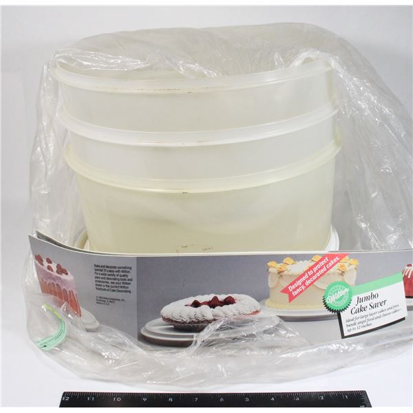 LARGE CAKE/ DELI CONTAINERS WITH LIDS