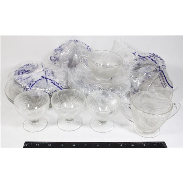 GLASS PLATES AND CUPS