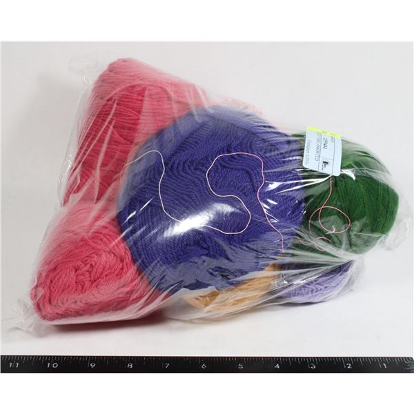 BUNDLES OF YARN ASSORTED