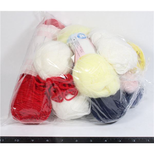 BUNDLE OF ASSORTED YARN