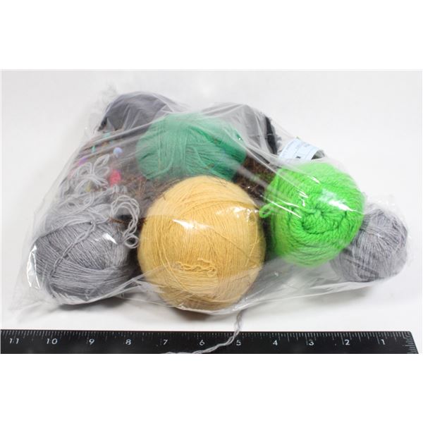 BAG OF ASSORTED YARN
