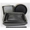Image 1 : BIG LOT OF BAKING PANS