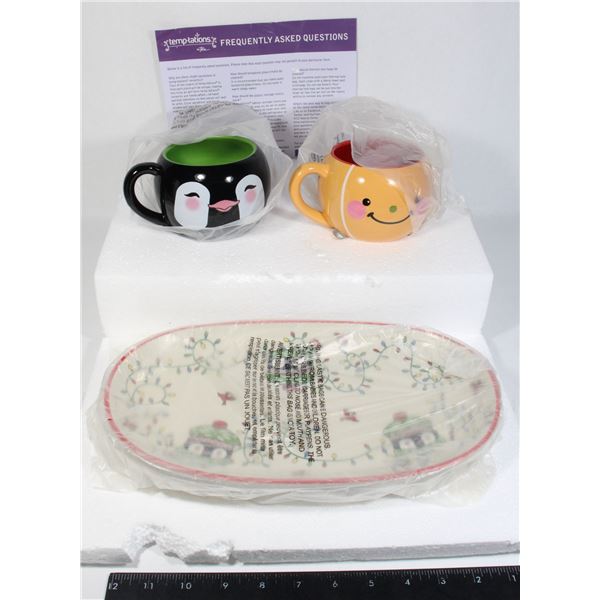 SET OF BRAND NEW CERAMIC MUGS IN BOX