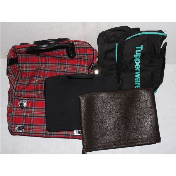 SMALL TOTE OF SUITCASE/BAGS