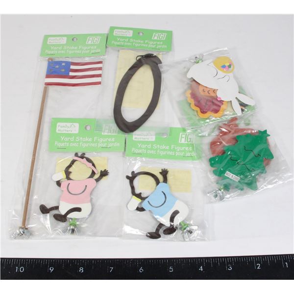 NEW LOT OF FAMILY MATTERS YARD STAKE FIGURES FIGI