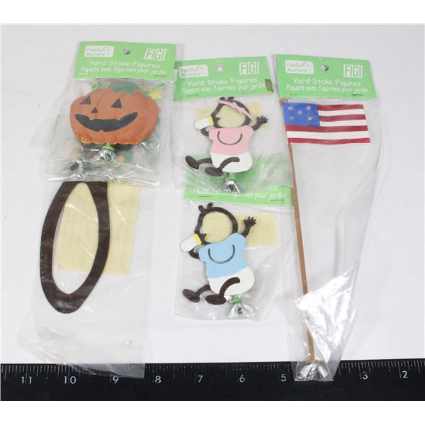 NEW LOT OF FAMILY MATTERS YARD STAKE FIGURES FIGI