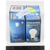 Image 1 : 4 STANPRO LIGHT BULBS
