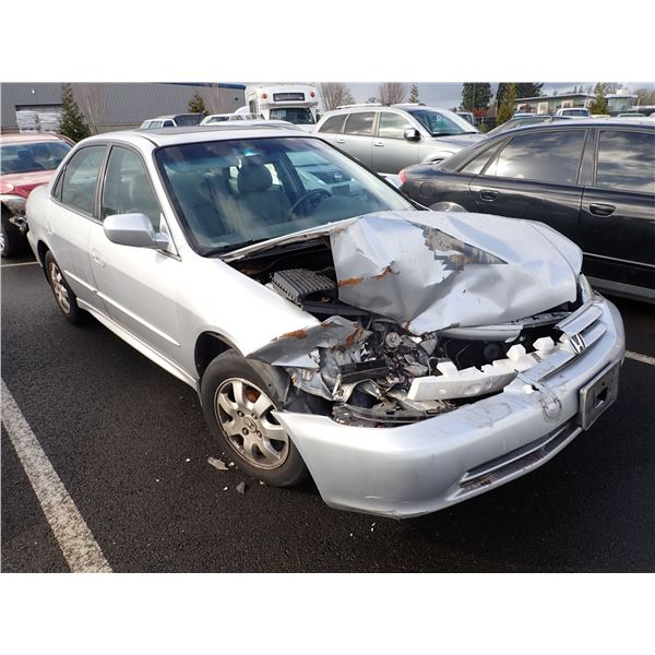 Vehicle photo 2