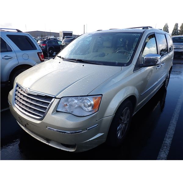 2010 Chrysler Town and Country