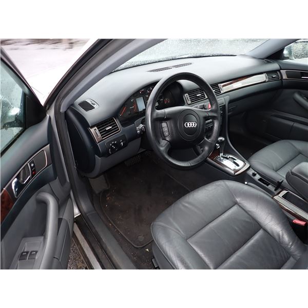 Vehicle photo 5