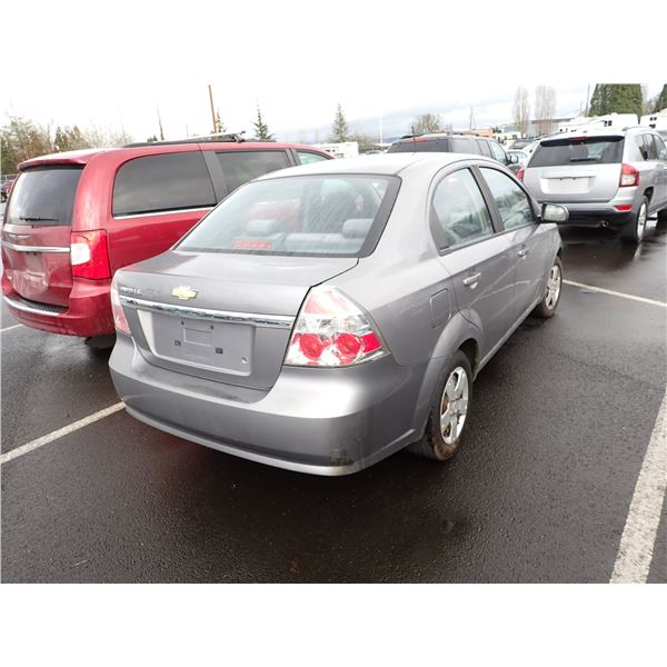 Vehicle photo 3