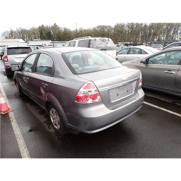 Vehicle photo 4