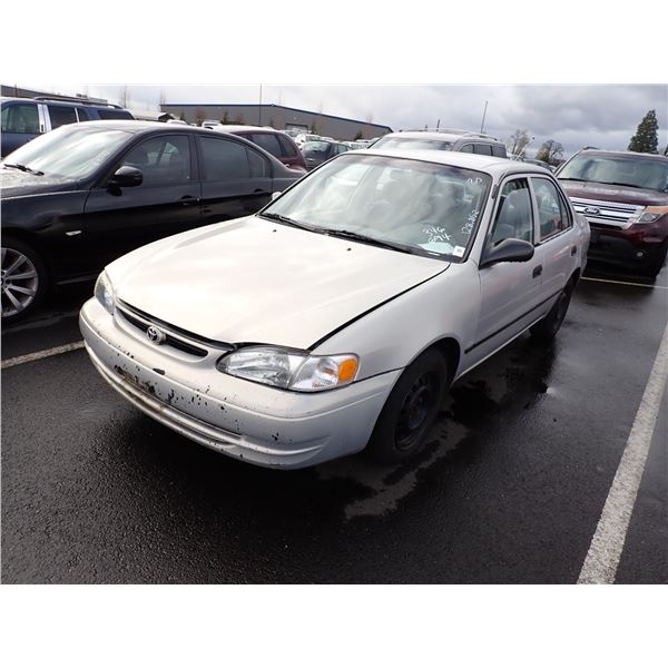 2000 Toyota Corolla