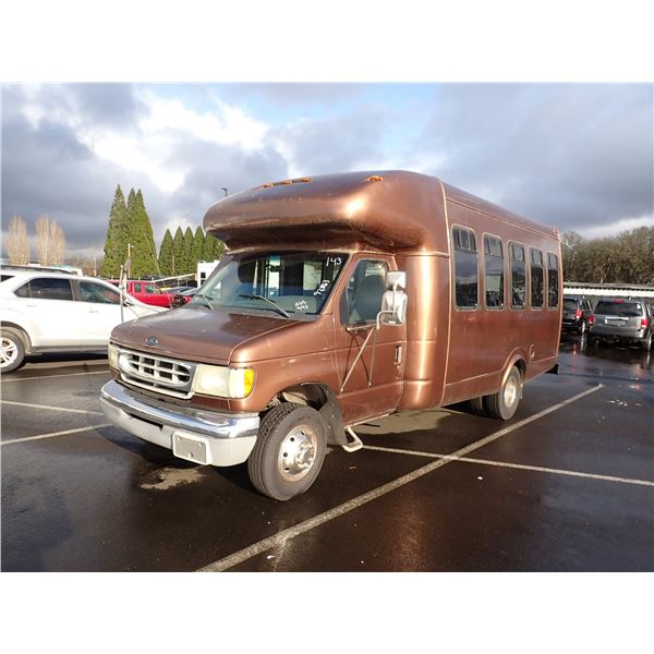 2002 Ford E-350 Super Duty